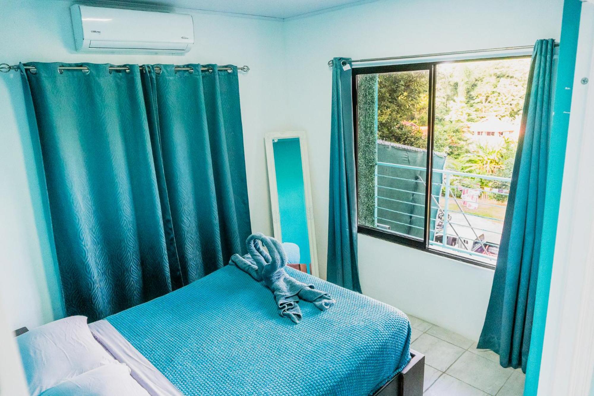 Ocean'S Breeze Apartment And Rooms Puerto Viejo de Talamanca Kültér fotó