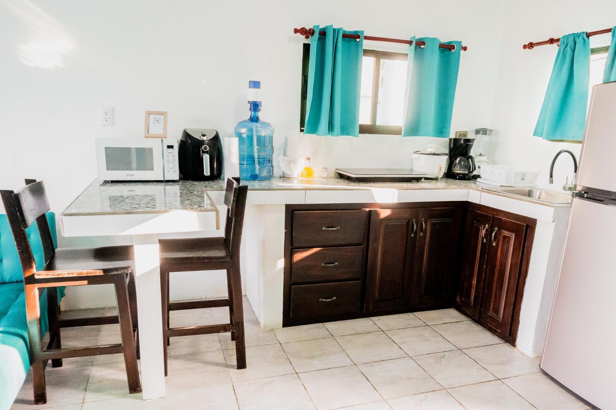 Ocean'S Breeze Apartment And Rooms Puerto Viejo de Talamanca Kültér fotó